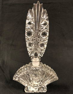 Stunning European Perfume Bottle: Description: Stunning European perfume bottle with elaborate Lalique-style feather-shaped stopper. Beautiful fan-shaped base. Measurement: approximate 8.25" (INCHES). Material: glass. Shipping: $18: