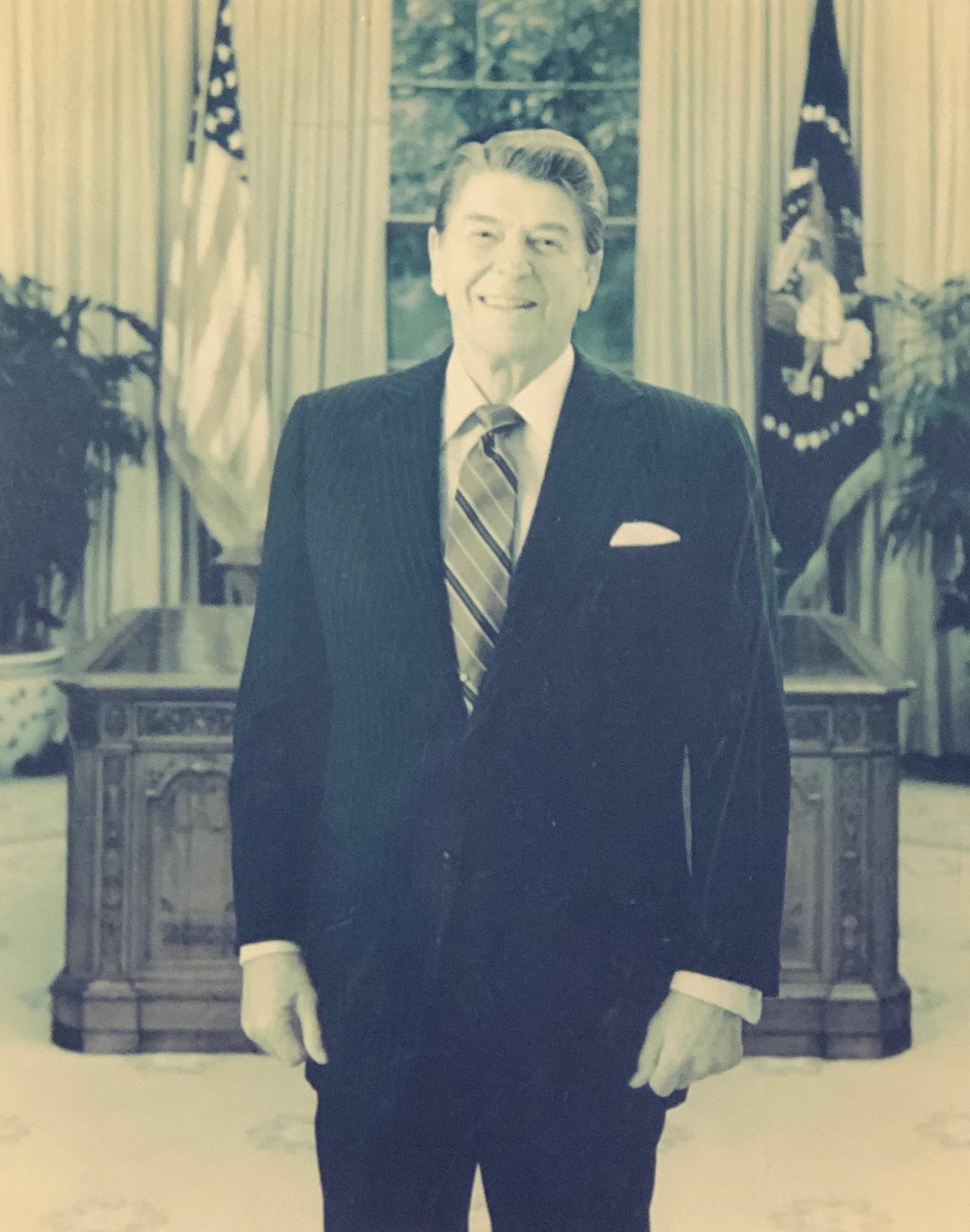 Signed Ronald Reagan Photo (1 of 4)