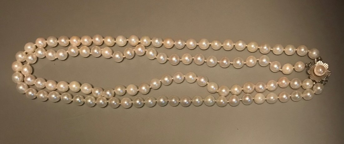 Gorgeous Mikimoto Pearl 14K White Gold Necklace: Gorgeous Mikimoto pearl 14k white gold twofold necklace. Measurement approximate: 12 Inches in length. Shipping cost: $15.00