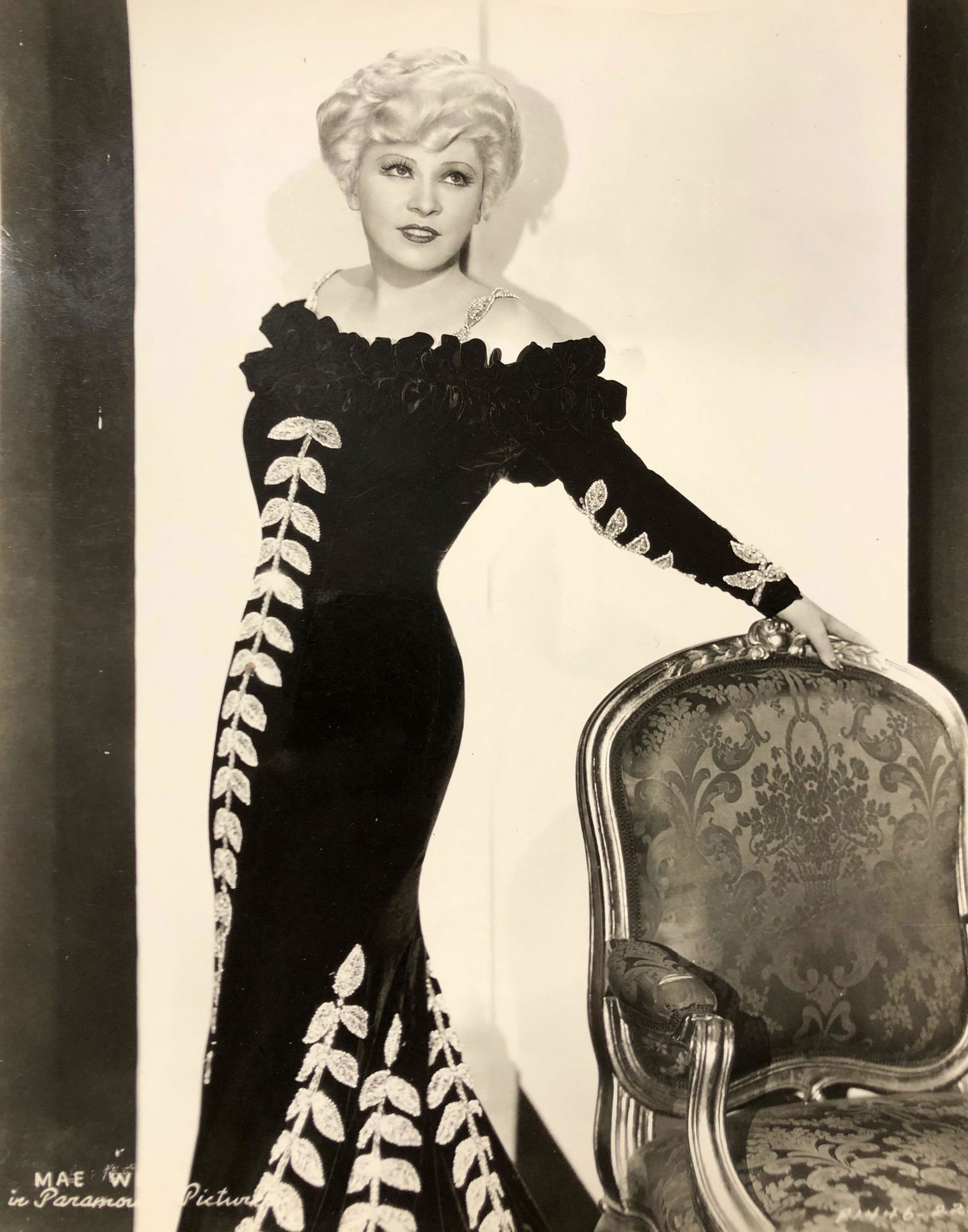 Vintage Mae West 8 X 10 film studio black and white (1 of 5)
