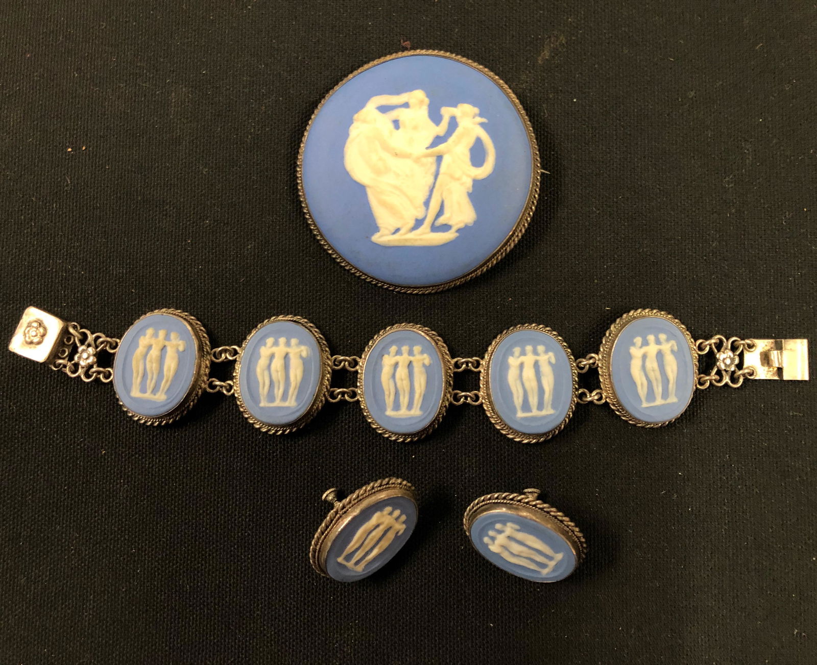 Antique Sterling Silver Wedgwood 3 Piece Jewelry Set (1 of 4)