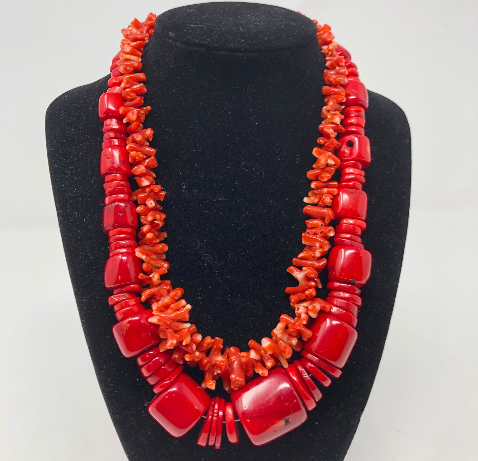 Dynamic Red Necklace Set (1 of 5)