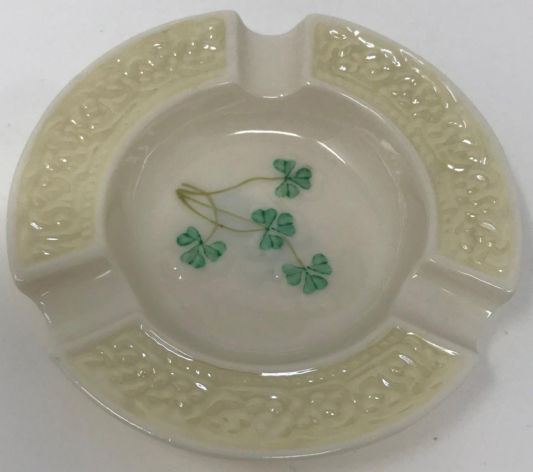 Vintage Belleek Shamrock 4" Ashtray Fine Irish: Description: Vintage Belleek 0857 Shamrock 4" Ashtray Fine Irish Porcelain ; all measurements are approximate; Shipping cost: $15. Different rate to California, Alaska & Hawaii applies.
