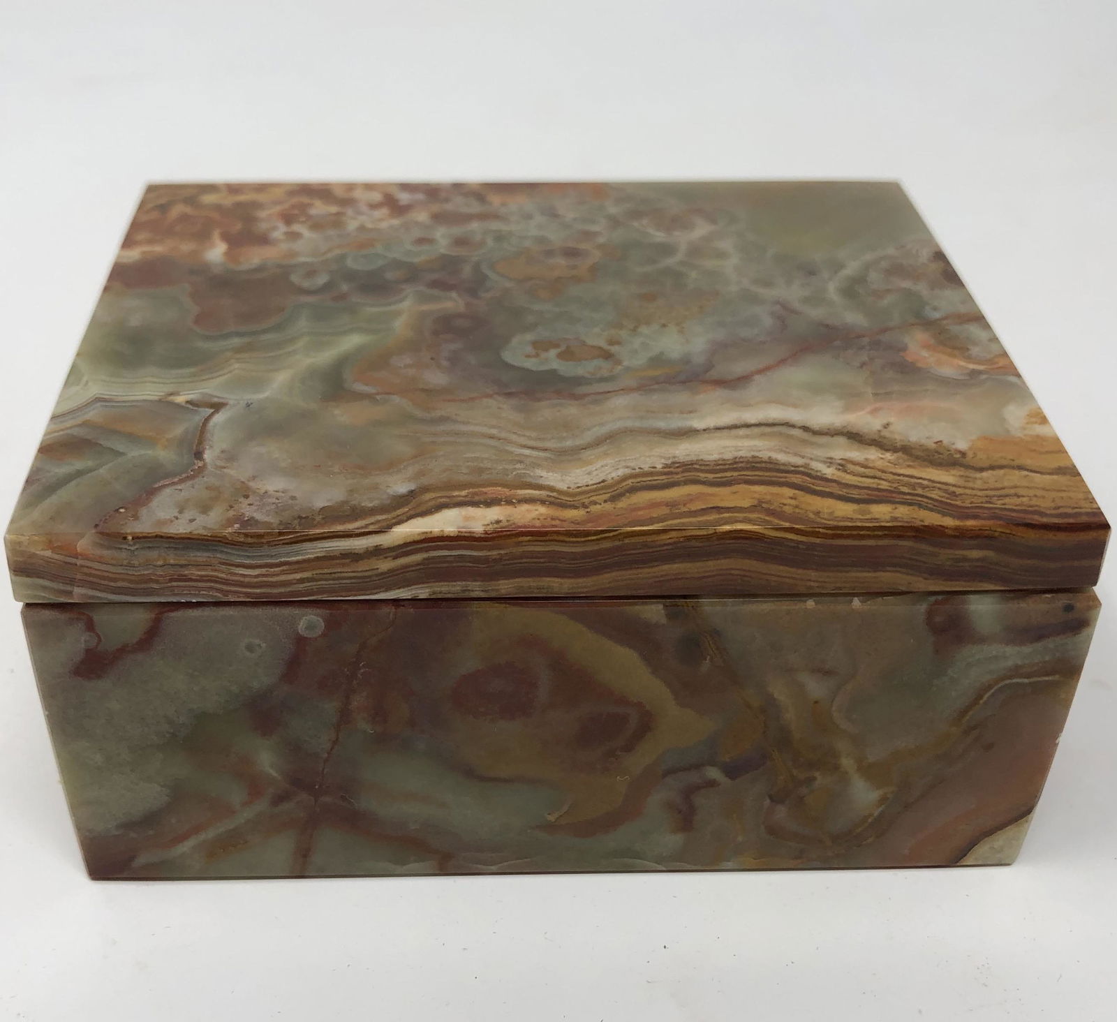 Marble storage box w/lid; (1 of 5)