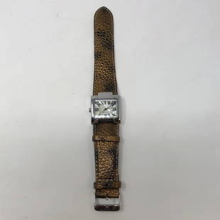 ACTIVA leather band VINTAGE, SWISS reg no 594?4?: ACTIVA leather band VINTAGE, SWISS reg no 594?4? Obscured; untestedApproximate measurements: 8 inches total length, face 1 inch;Materials: Glass, metal, leather;Condition: used, good;Shipping cost: