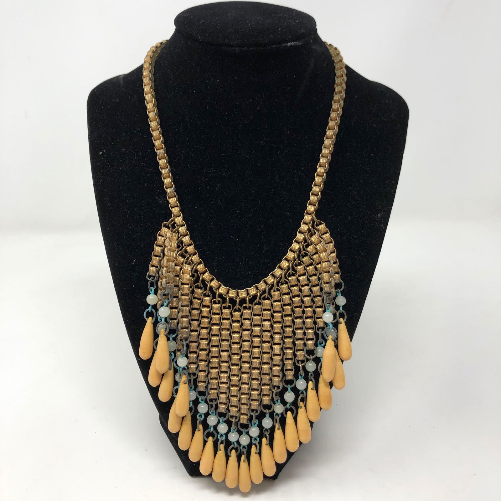 GODDESS 4 Strand faux Pearl necklace Goldtone brooch (1 of 1)