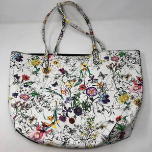 Big Bold Breezy FLORAL TOTE sweet summery delight note:: Big Bold Breezy FLORAL TOTE sweet summery delightnote: pin/ball strap claspfitting loose from main body, strap tied on to handleApproximate measurements: 18 x 12 x 3 inches;Materials: fabric,