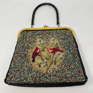 VINTAGE tapestry embroideredred birds bakelite style: VINTAGE tapestry embroideredred birds bakelite style licoricey handle super pretty and super sturdy vintage tapestry clasp purse with goldgilt and silky like black inner compartments with a zippered