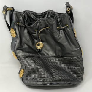 PARK AVE INT genuine leather boldGOLD MEDALLIONS: PARK AVE INT genuine leather boldGOLD MEDALLIONSApproximate measurements: 12 x 10 x 9 round bottom INCHES, 27? Inch strap;Materials: faric, leather, gold tone metal;Condition: used, good;Shipping