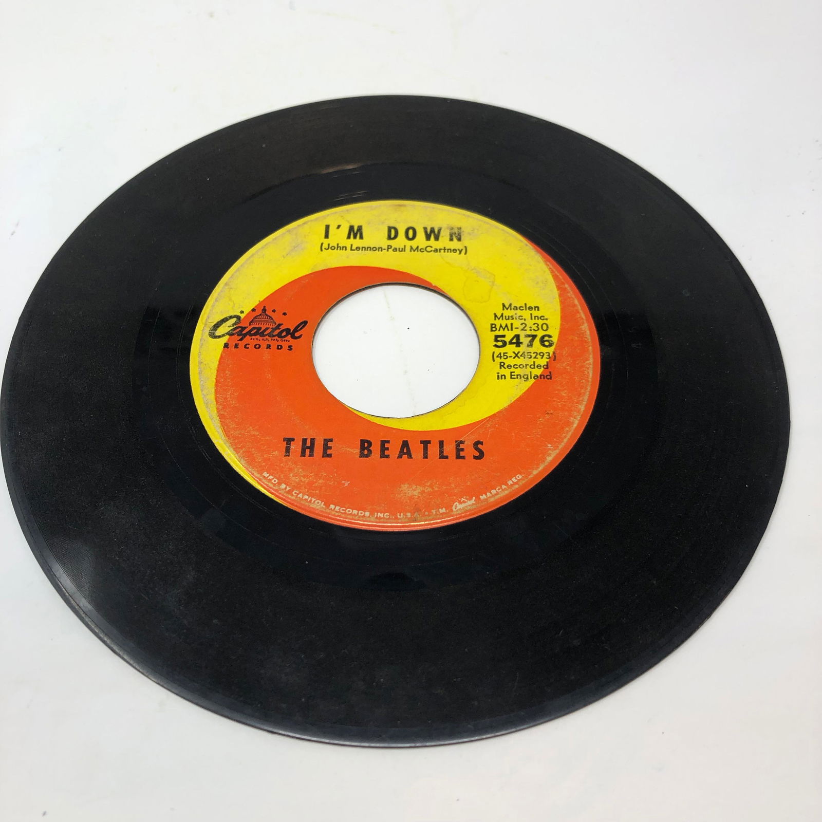BEATLES CAPITOL RECORDS VINYL 45 / HELP / I'M DOWN (1 of 2)