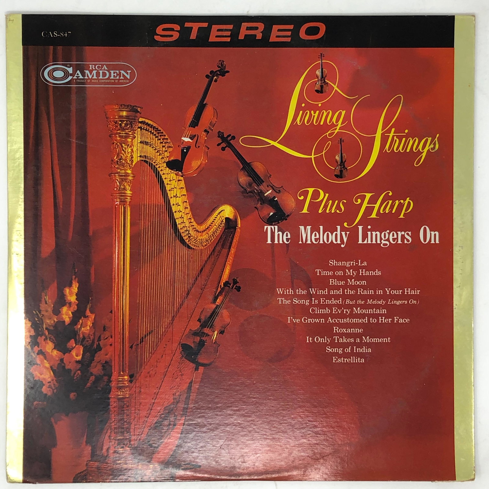 LIVING STRINGS PLUS HARP, MELODY LINGERS ON, CAS 847,: LIVING STRINGS PLUS HARP, MELODY LINGERS ON, CAS 847, CAMDEN;Category: VINYL RECORD(S);Approximate measurements: 7 x 10 inches;Materials: vinyl, paper;Condition: used, good, as is;Shipping cost: $6. D
