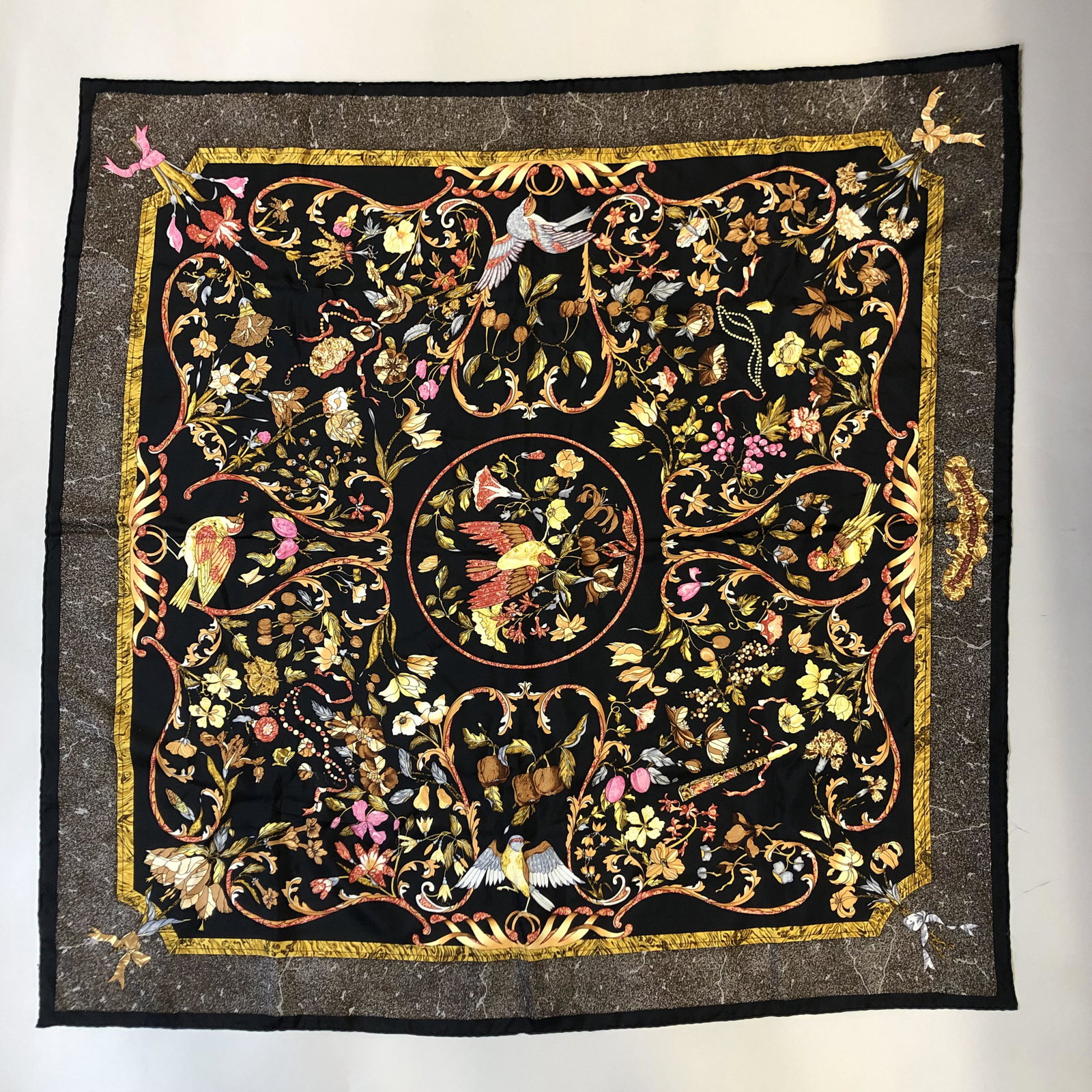 Vintage HERMES PARIS Silk Scarf in original orange gift: Vintage HERMES PARIS Silk Scarf in original orange gift box Approximate measurements: Scarf: 34.5 x 34.5 inches square Box: 9.5 x 9. 5 x 1 inches Materials: Silk Shipping cost: $35. Different rate to