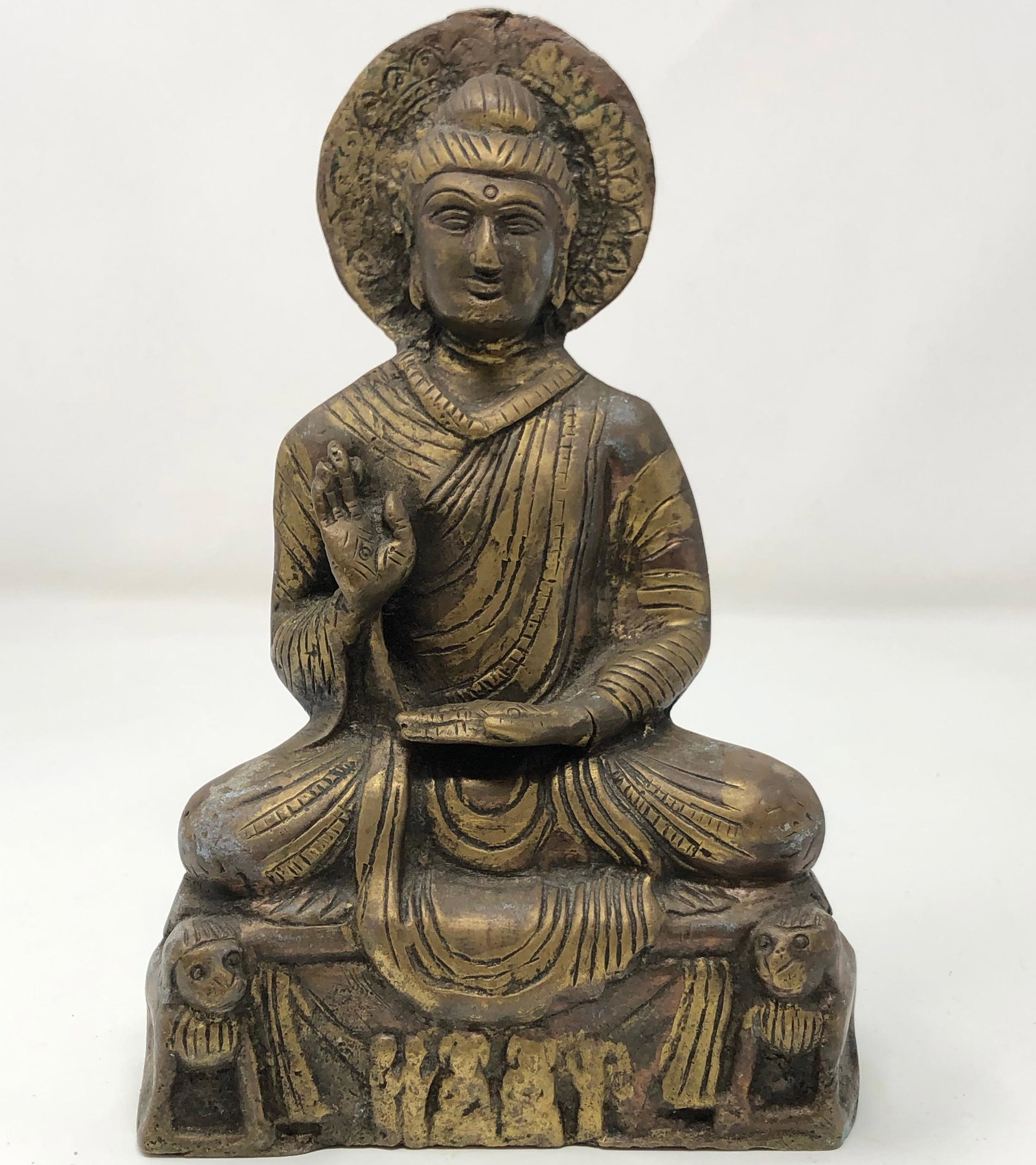 Antique Bronze sitting Tibetan Buddha (1 of 4)