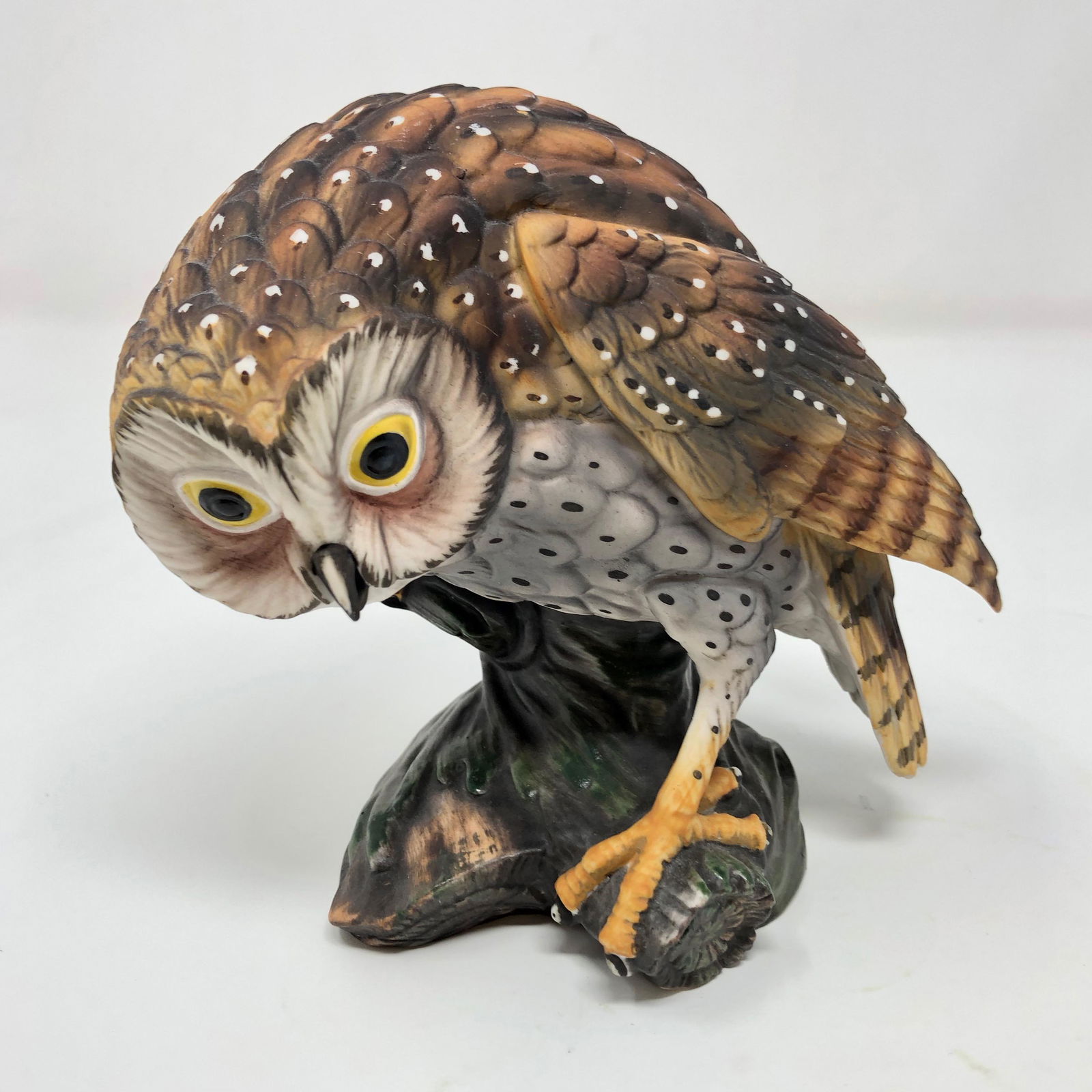 Vintage GOTO ORIGINAL OWL ceramic bird statue (1 of 4)