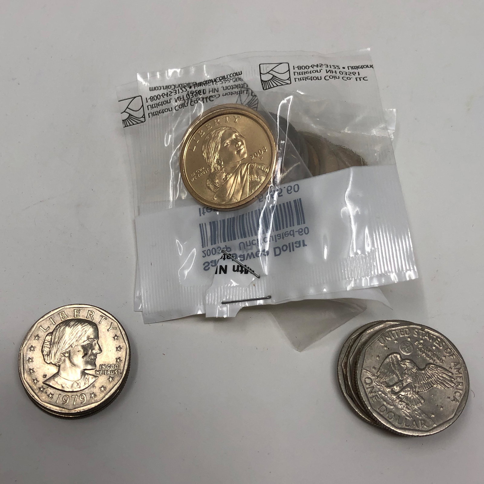 FIFTEEN DOLLAR COINS SUSAN Bs and Presidentials MIXED: FIFTEEN DOLLAR COINS SUSAN Bs and Presidentials MIXED treasure hunt Approximate measurements: Materials: Cupro-nickel, cardboard, lucite, paper Shipping cost: $. Different rate to California, Alaska, 