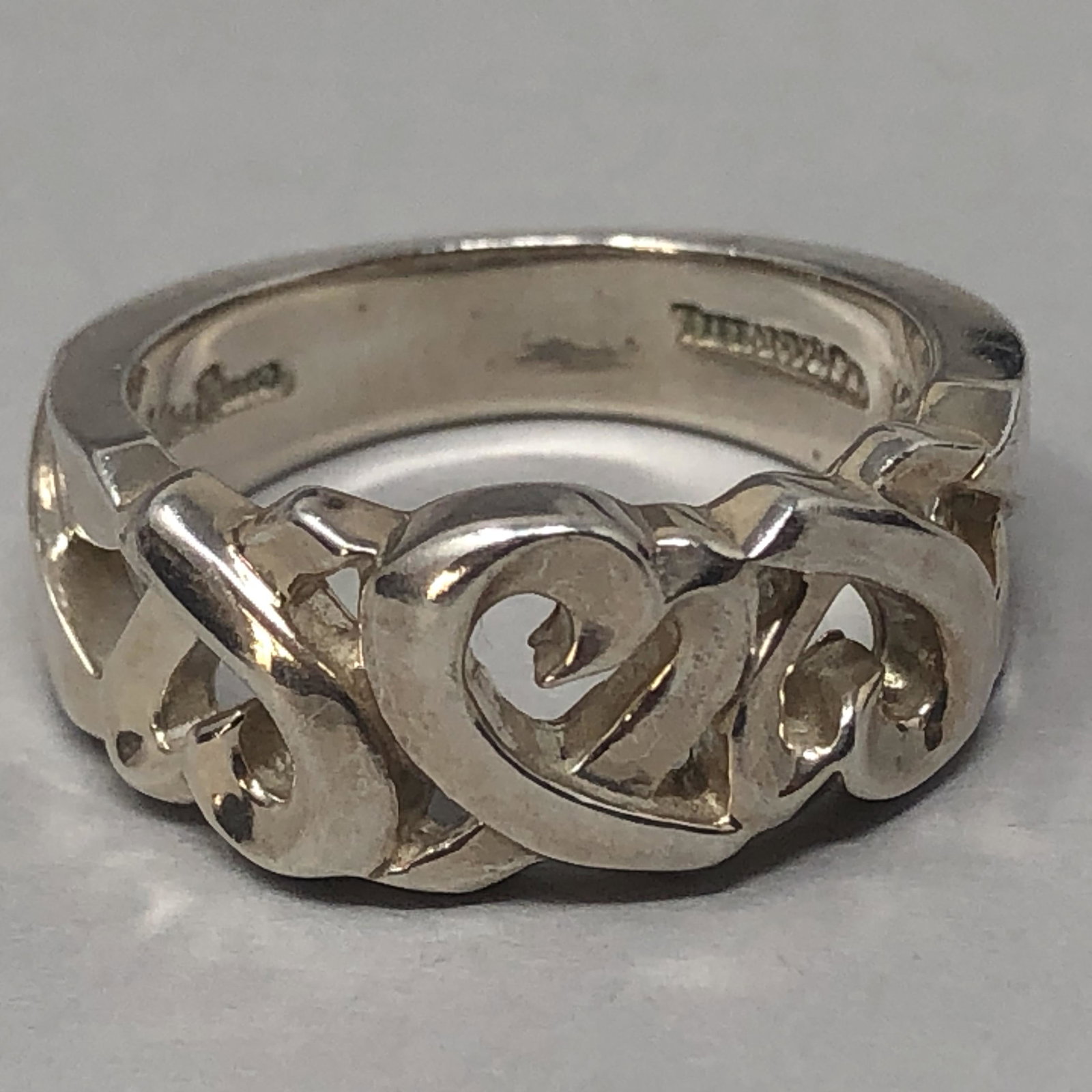 TIFFANY Sterling Silver 925 RING US Size 6 - #05: TIFFANY Sterling Silver 925 RING US Size 6 - #05. Approximate measurements: < 1 inch Materials: Sterling Silver Shipping: $5. Different rate to California, Alaska, Hawaii and all International apply.