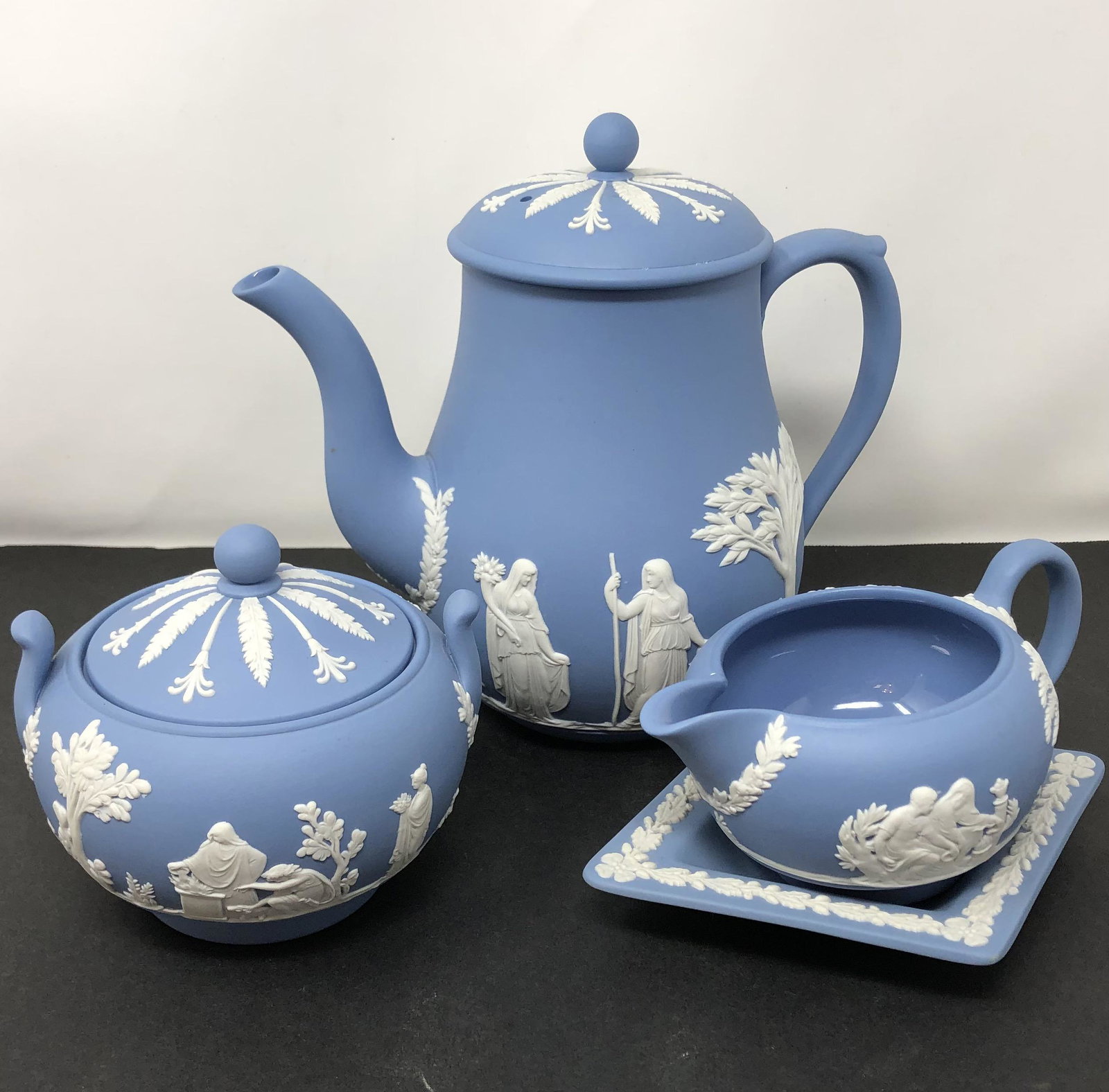 WEDGEWOOD Blue White Ceramic Tea Service Set (1 of 16)