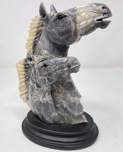 Grey/White Gemstone carved Horse Head Busts/Diorite: Grey/White Gemstone carved Horse Pair Head Busts Statue/Diorite. Approximate measurements: 8 x 5 x 4 inches. Materials: Grey / White marble, brown / white crystal chips, black stone or onyx bead