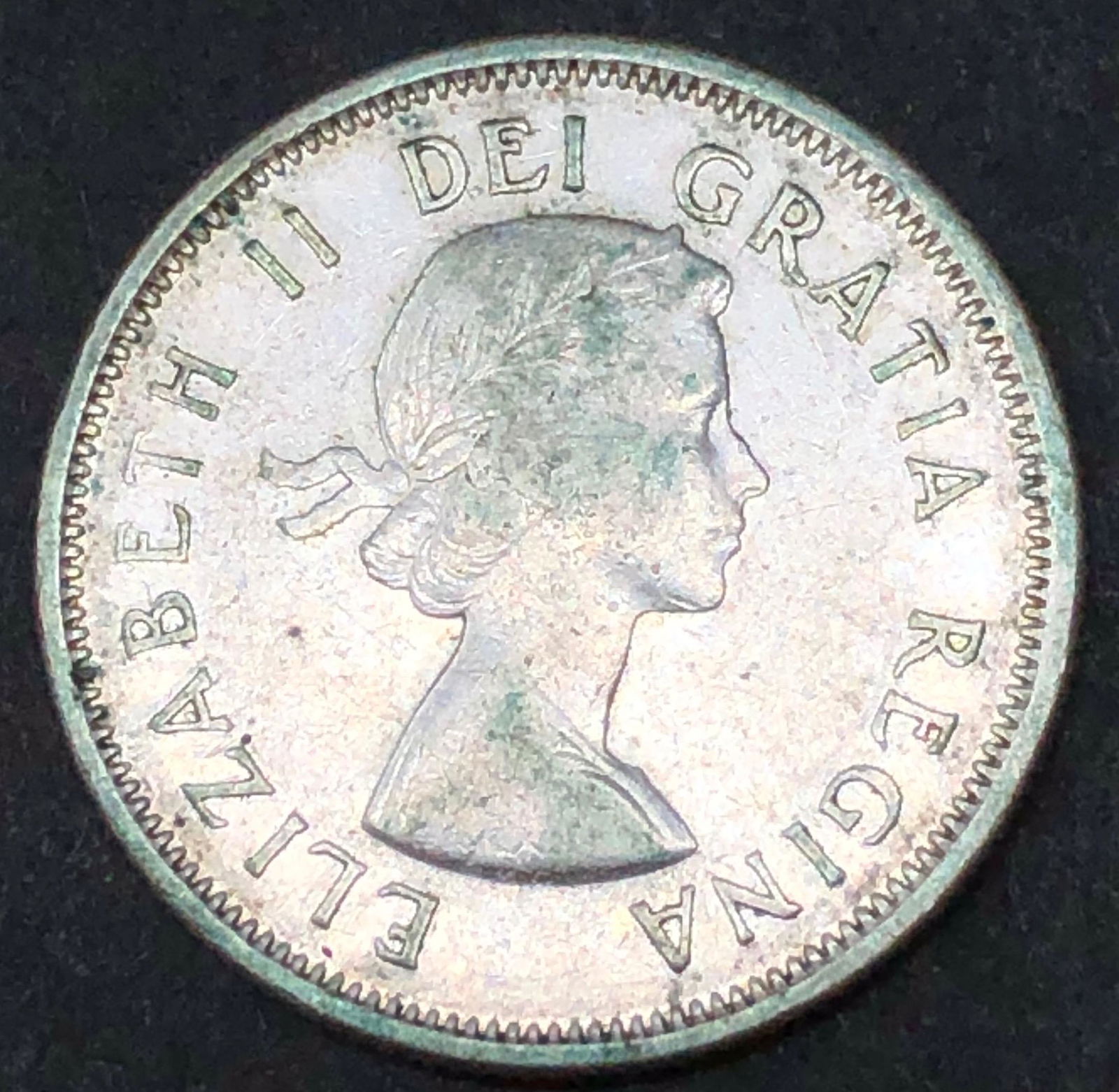 SILVER 1961 Elizabeth II CANADA 25 cents (1 of 2)