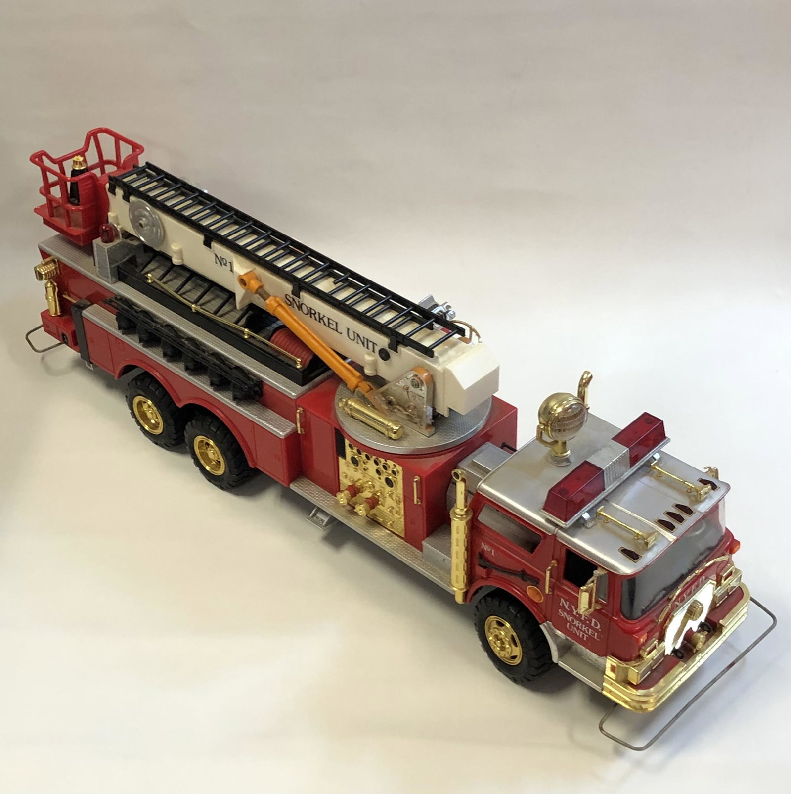 Vintage Fire Engine Ladder SNORKEL UNIT NO 1 (1 of 5)