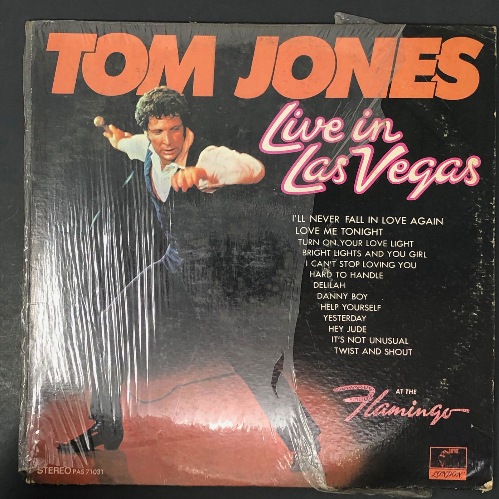 Vinyl LP Tom Jones Live in Las Vegas (1 of 2)