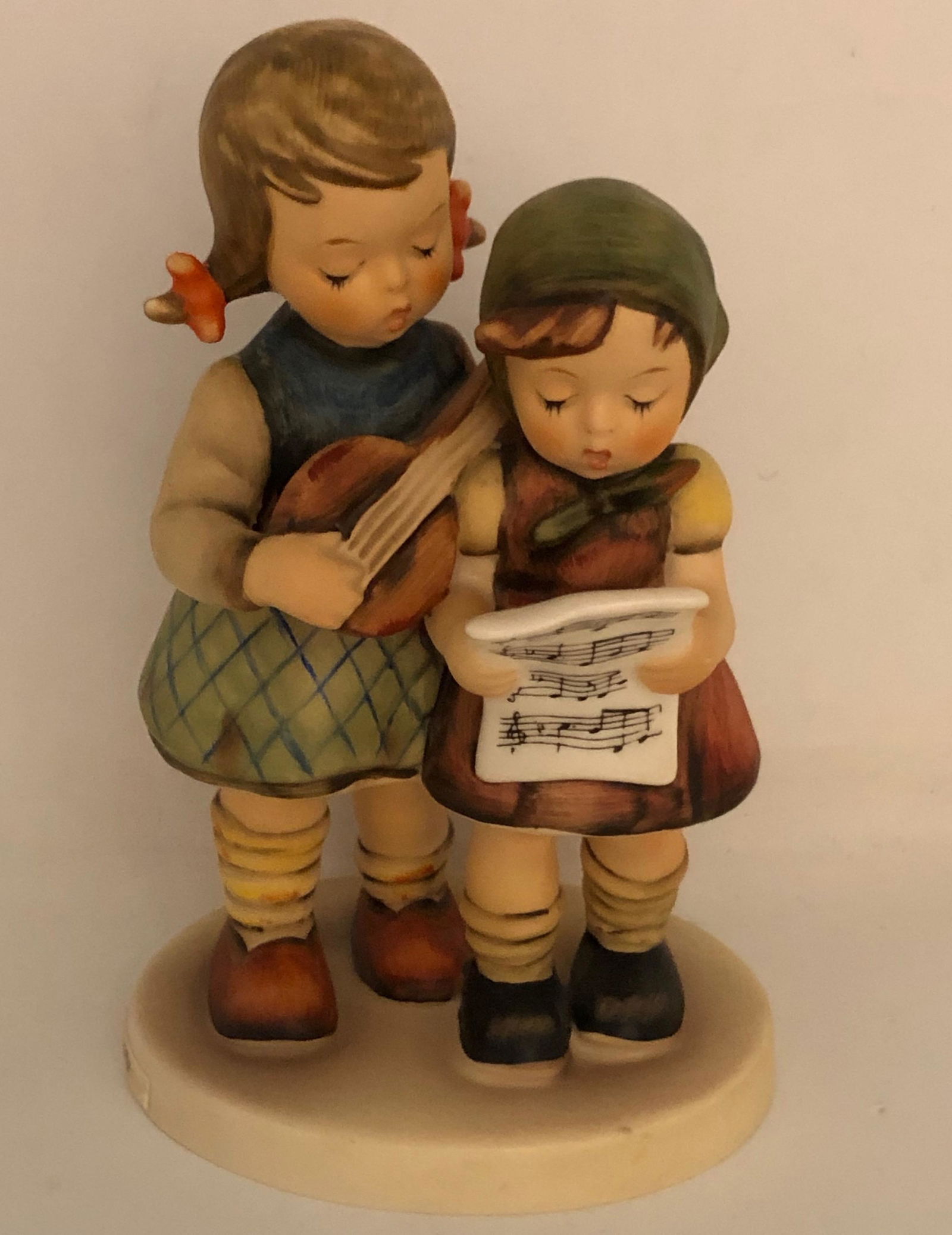 HUMMEL Close Harmony 336/1955 Â© GOEBEL W GERMANY signed '81 (1 of 5)
