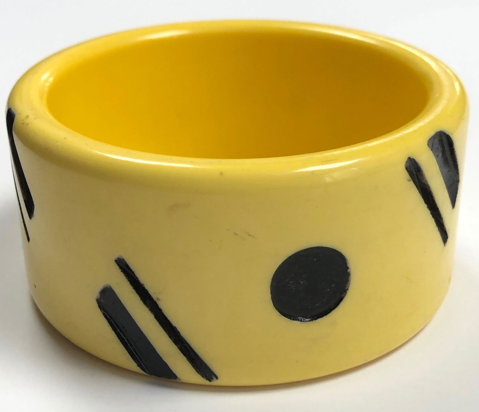 Vintage Yellow & Black Bakelite Bangle Bracelet (1 of 2)