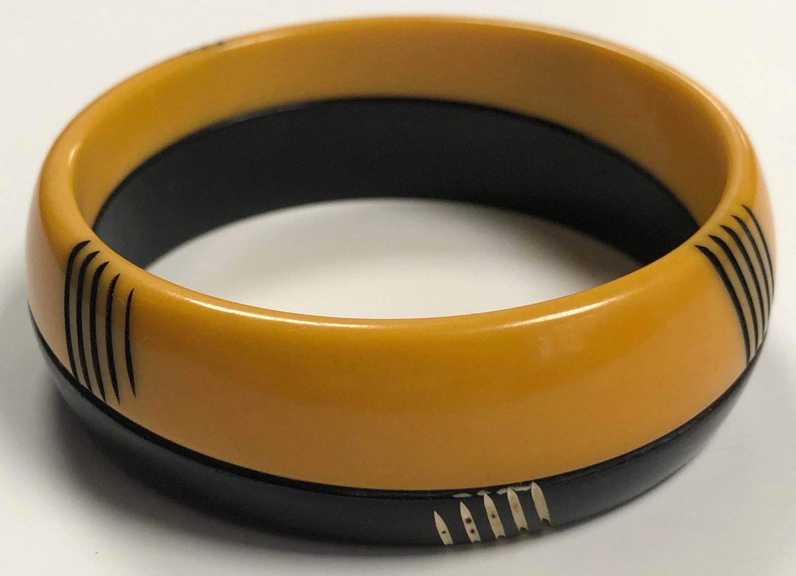 Vintage Mustard (Yellow) & Black Decorated Bakelite Bangle Bracelet. (1 of 3)