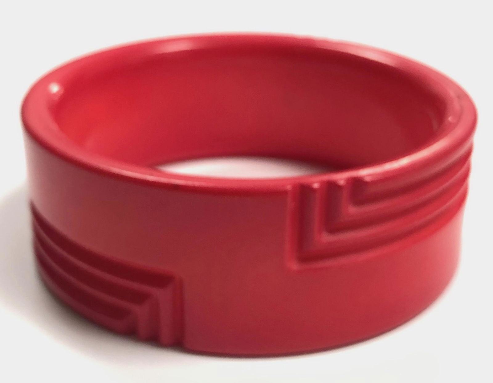 Vintage Red Bakelite Bangle Bracelet (1 of 2)