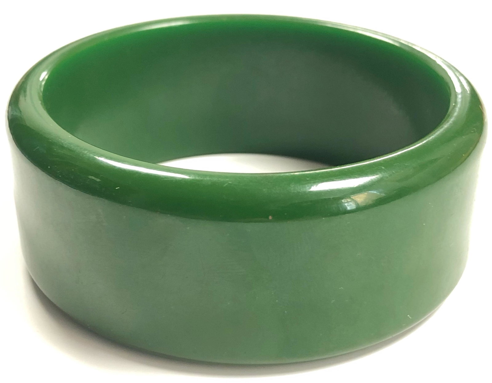 Vintage Green Bakelite Bangle Bracelet (1 of 2)