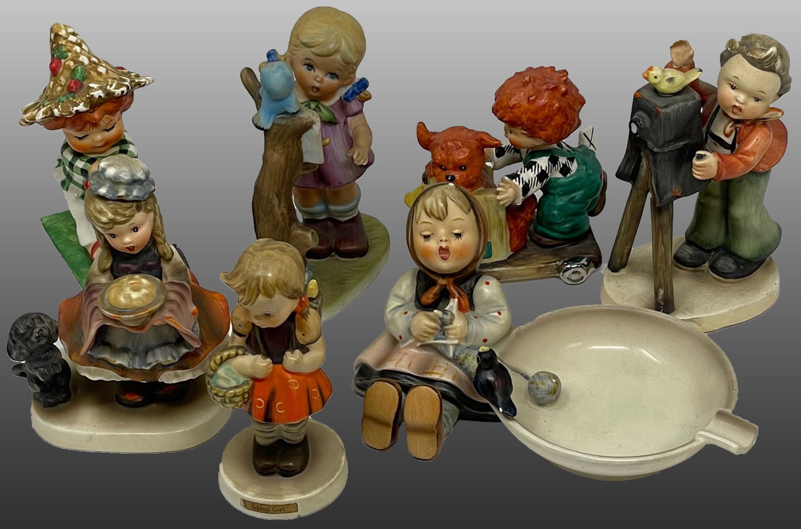5 Hummel Figurines: Description: 5 Hummel FigurinesMeasurement approximate: Material: Porcelain