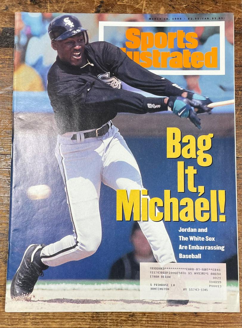 MICHAEL JORDAN Sports Illustrated  Baseball Cover CGC 8.5  3/14/94  NEWSSTAND (1 of 1)