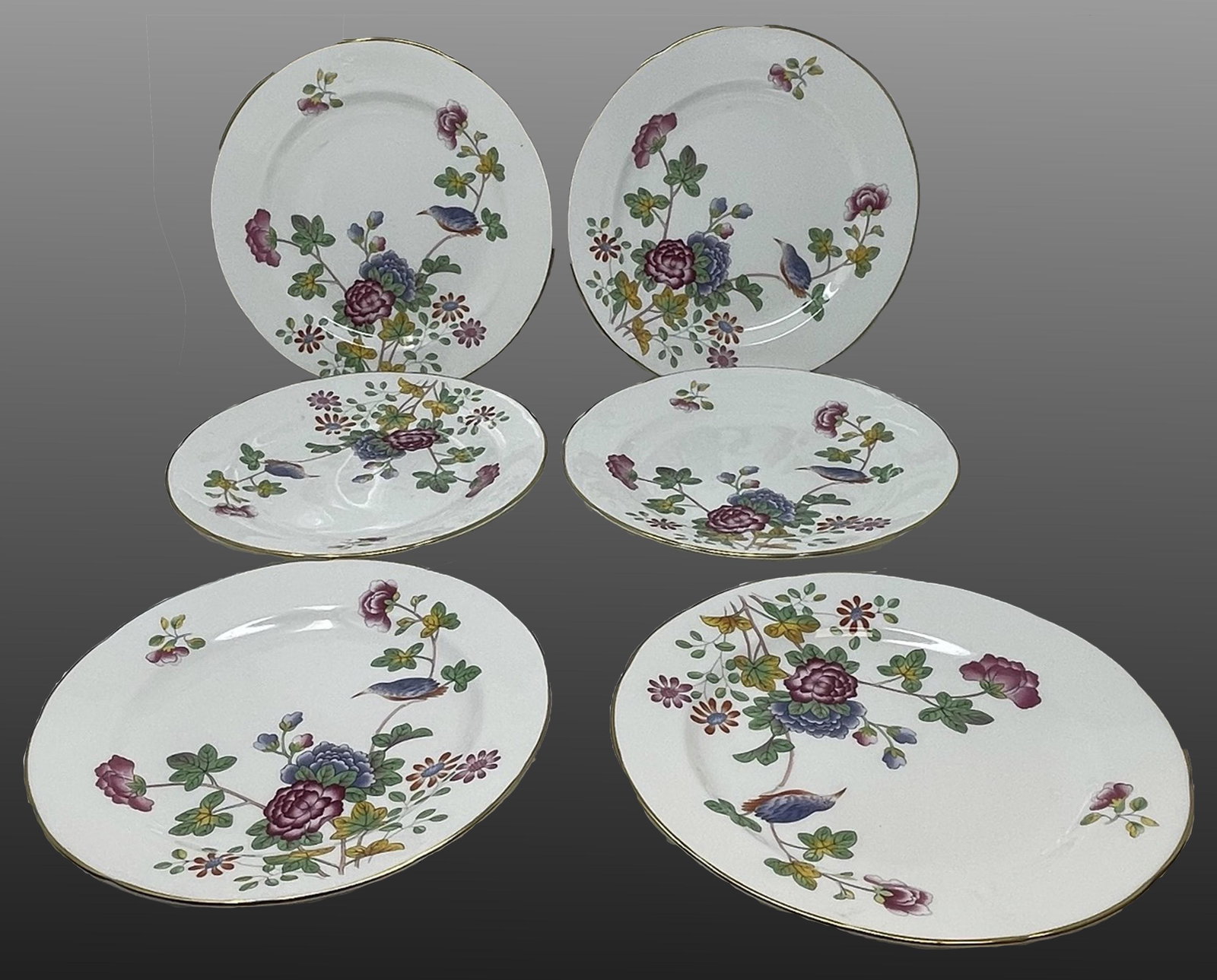 6 x Wedgewood Williamsburg Cuckoo 10.75 Dinner plate: Description: 6 x Wedgewood Williamsburg Cuckoo 10.75 Dinner plate.Measurement approximate: 10.75 W (Inches).Material: Porcelain.