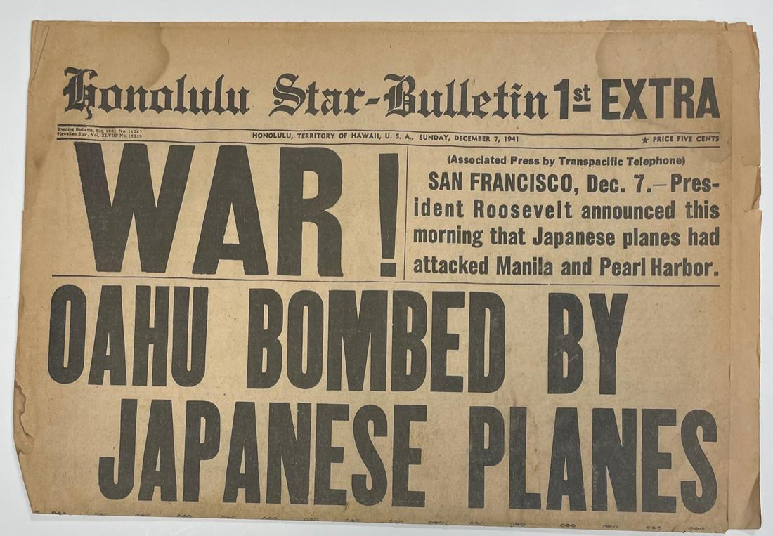 Newspaper: HONOLULU STAR BULLETIN DECEMBER 7TH 1941/ OAHU BOMBED BY JAPANESE PLANES (1 of 4)
