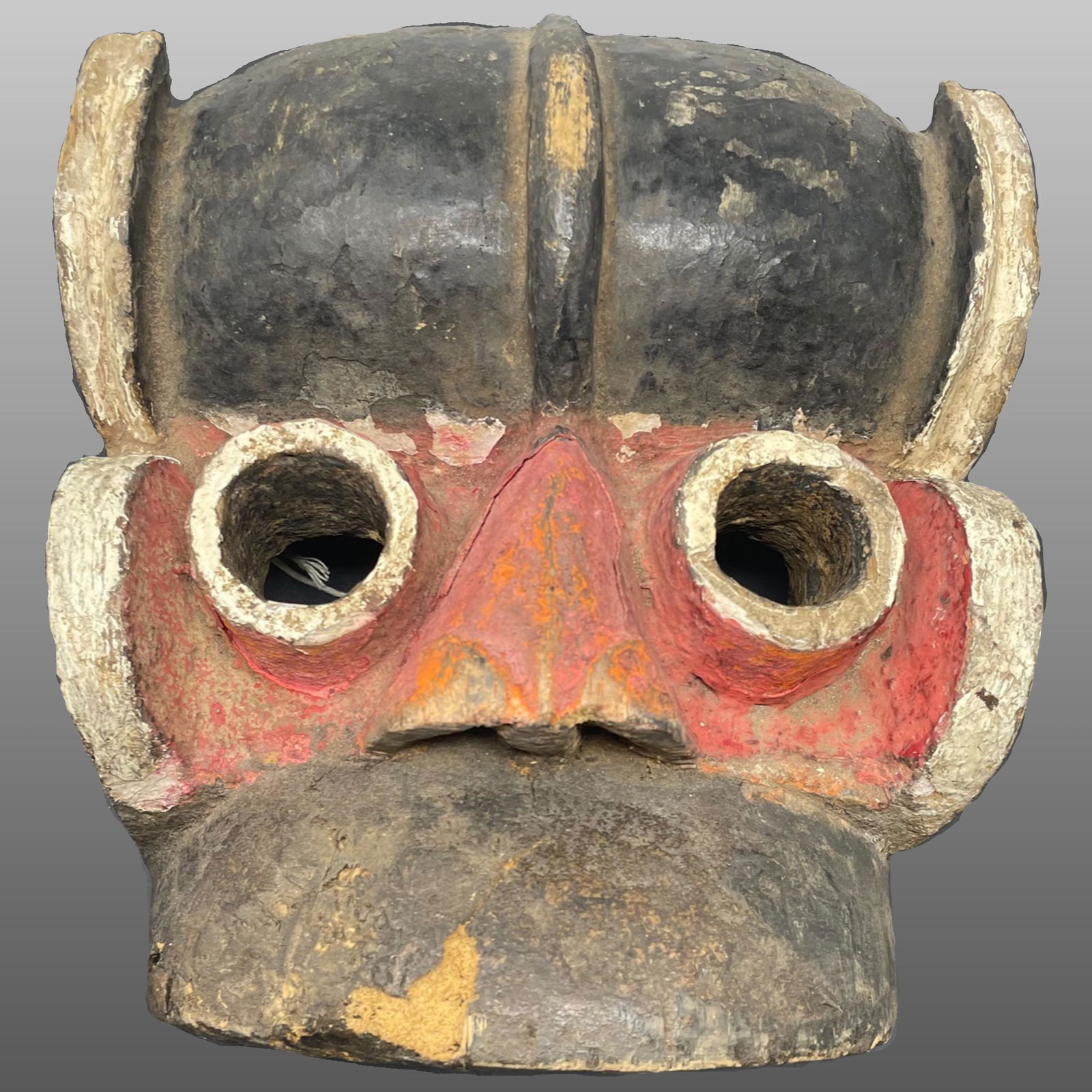 Early 20th century NGERE WOBE MASK / IVORY COAST (1 of 5)
