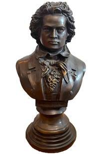 Vintage Bronze bust of Beethoven Circa 1940s: Description: Vintage Bronze bust of Beethoven circa 1940s. Measurement approximate: 19 x 11” Material: Bronze