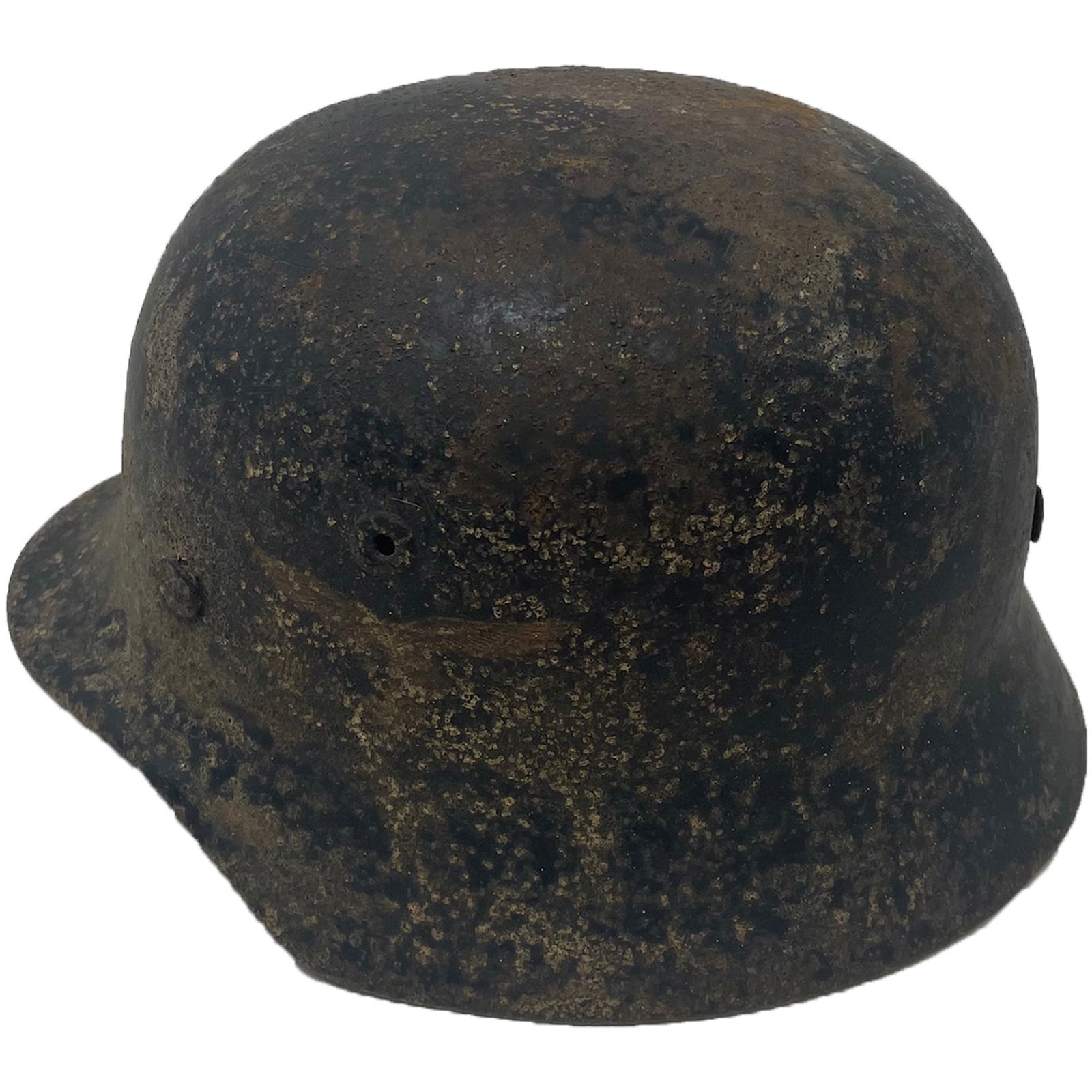 ORIGINAL WWII LUFTWAFFE GERMAN M-40 HELMET (1 of 7)