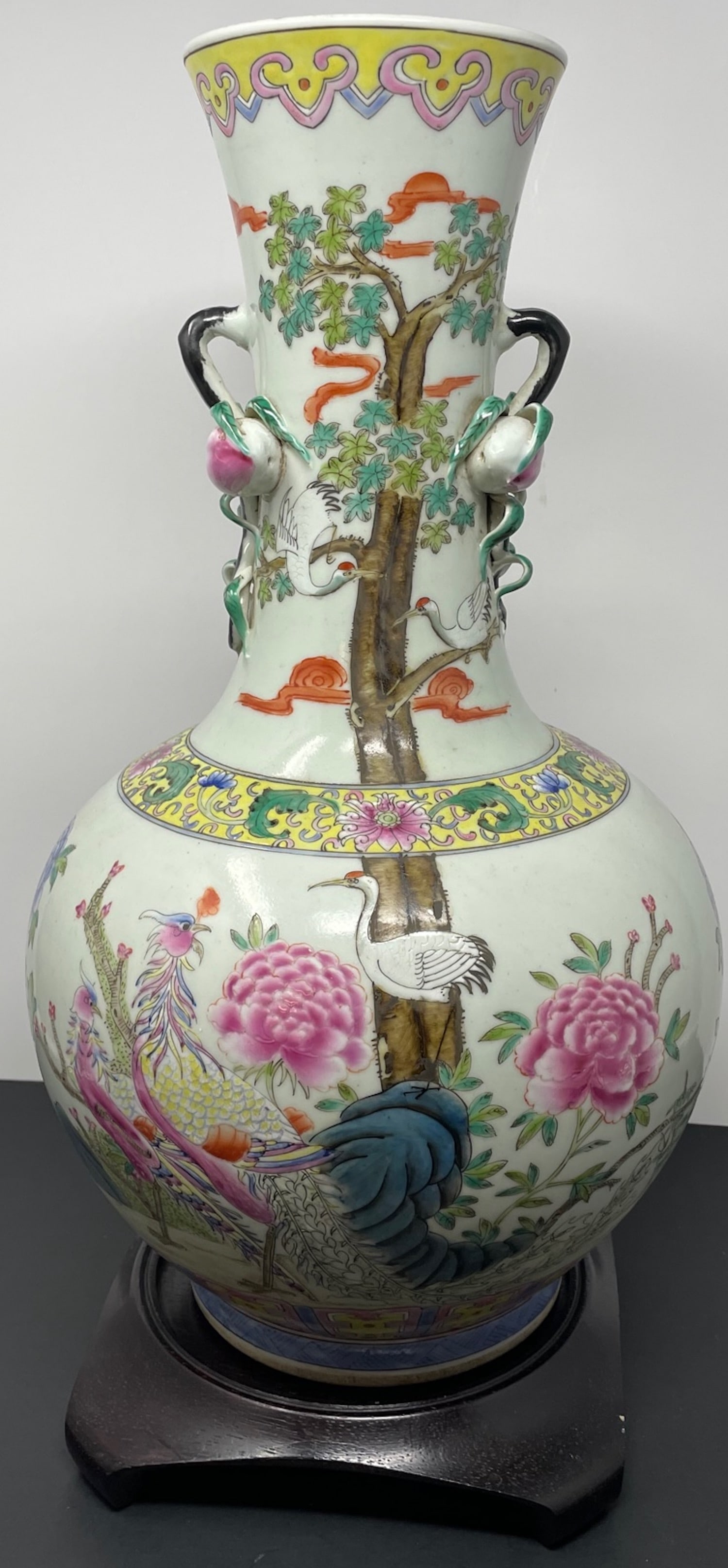 c. 1900 Antique Chinese Famille rose porcelain vase (1 of 6)