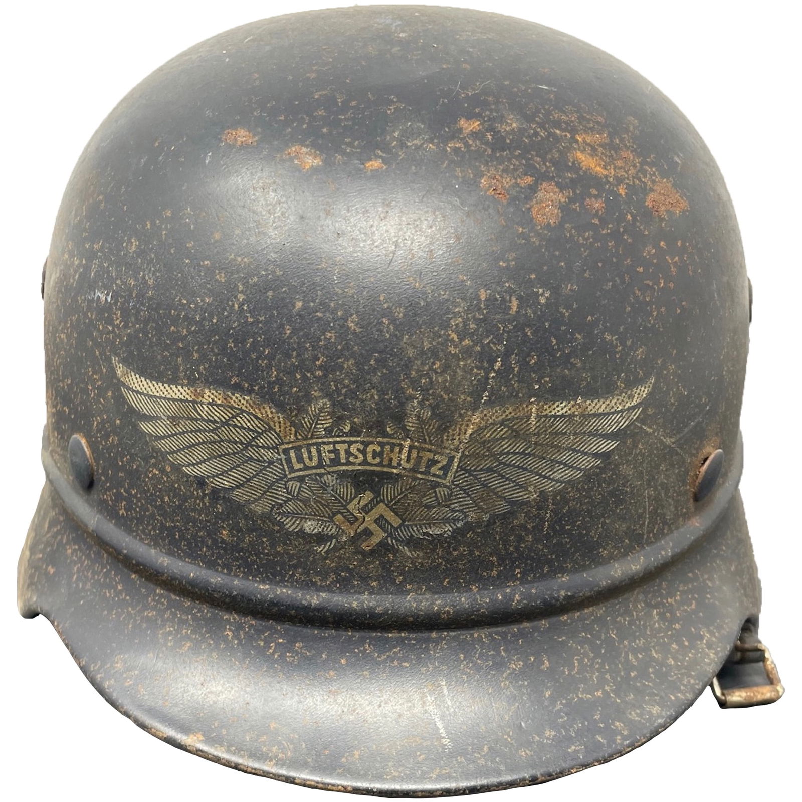 German Luftschutz M40 Helmet (1 of 6)
