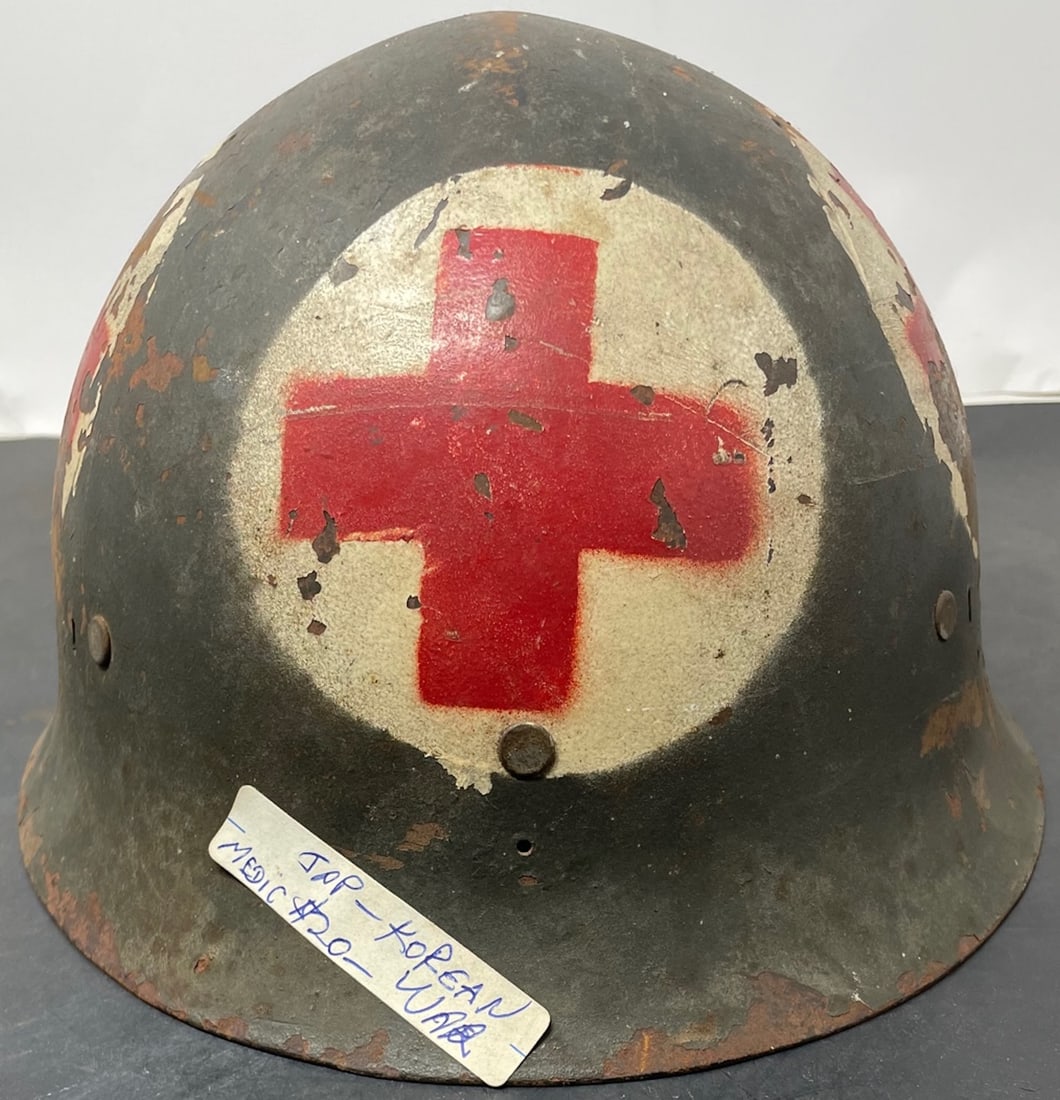 WWII US Medic Helmet with Liner (1 of 5)