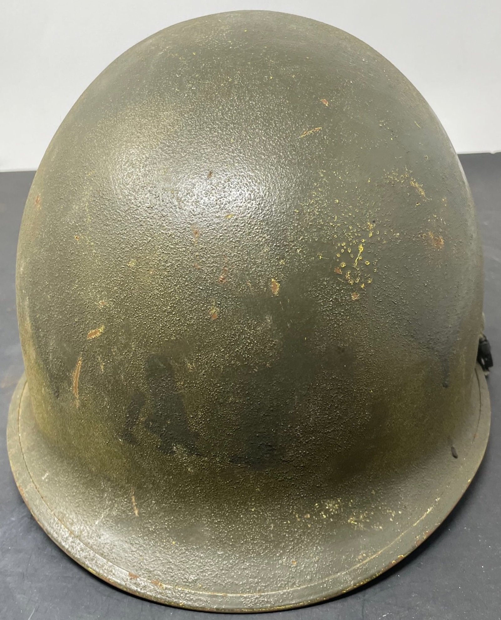 WW2 USA M1 Steel Pot Silver Ball Helmet with Lining: Description: WW2 USA M1 Steel Pot Silver Ball Helmet with Lining
