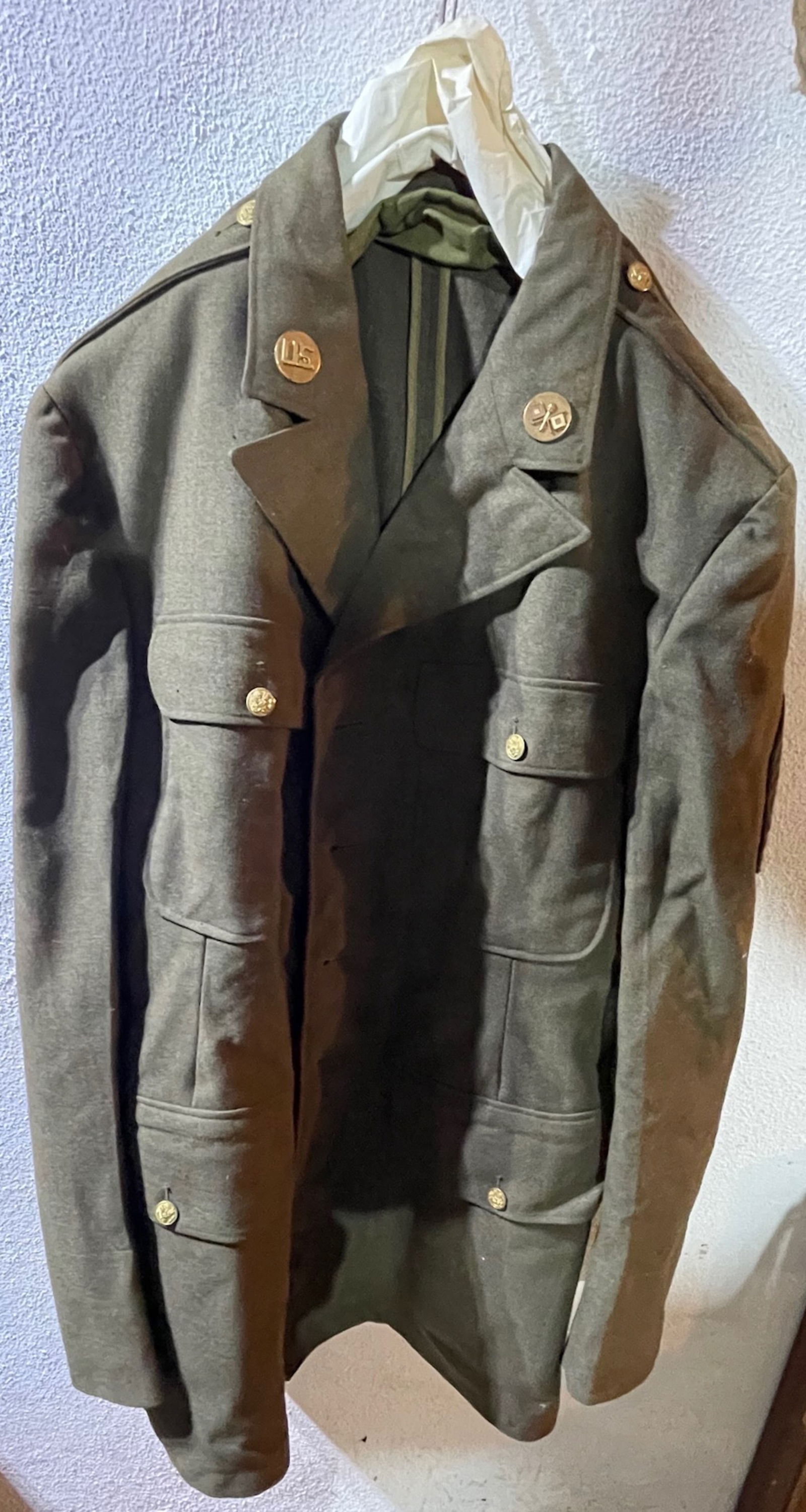 WWII US Army Dress Jacket (1 of 11)