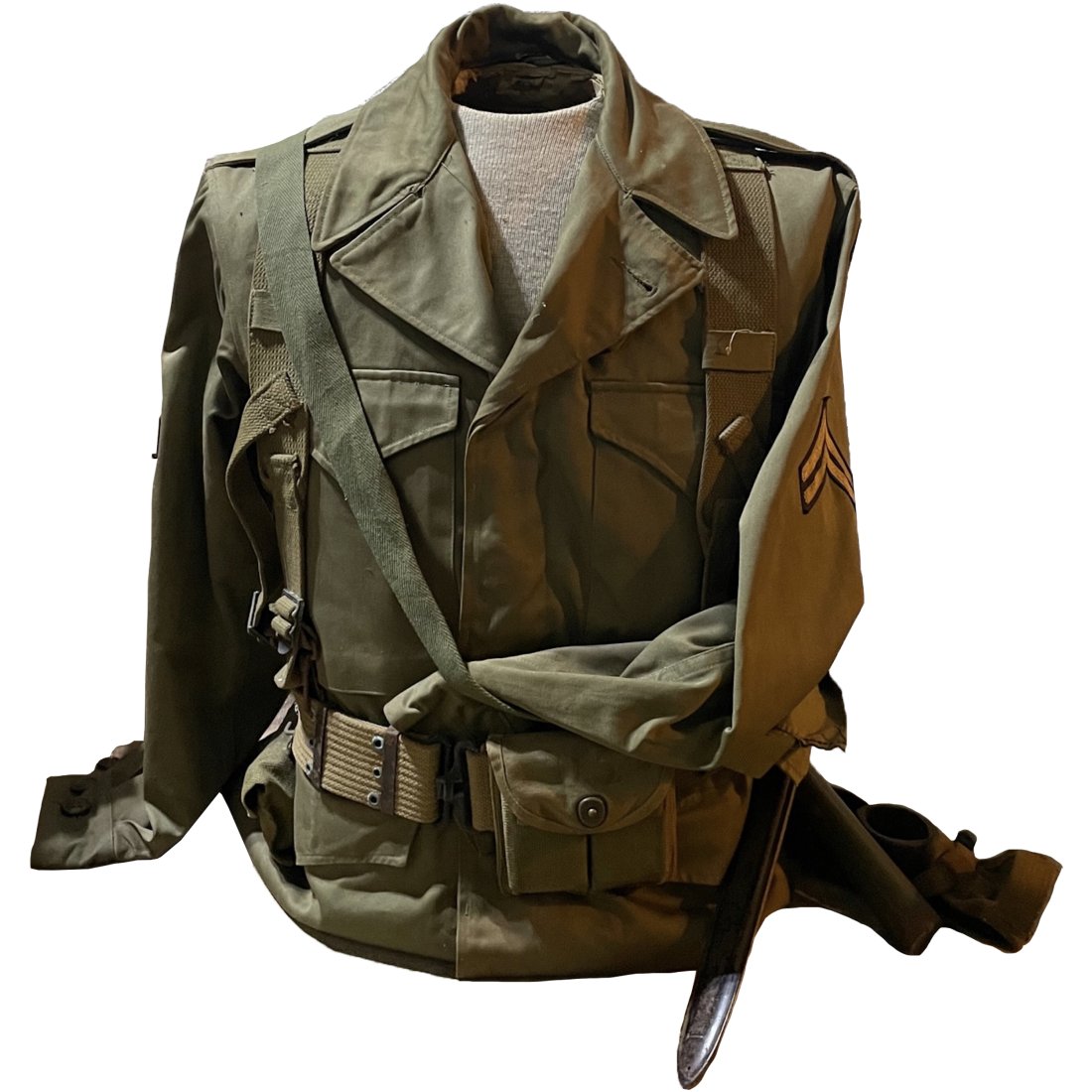 WWII US ARMY Uniform with Bayonet, Insignia, Flask, Mask and More (1 of 9)