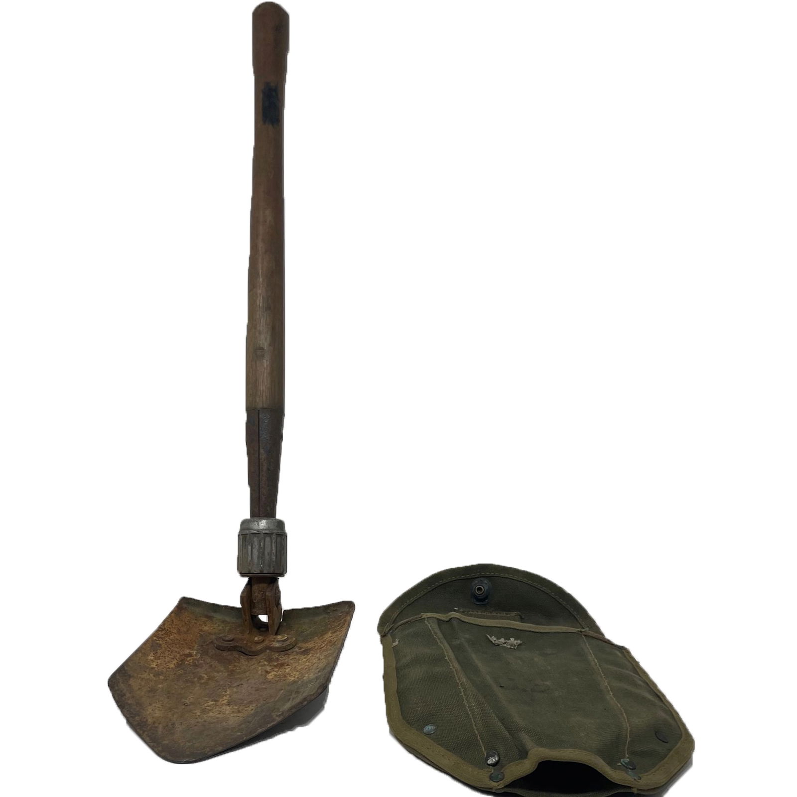 WWII US MILITARY FOLDING SHOVEL WITH COVER (1 of 6)