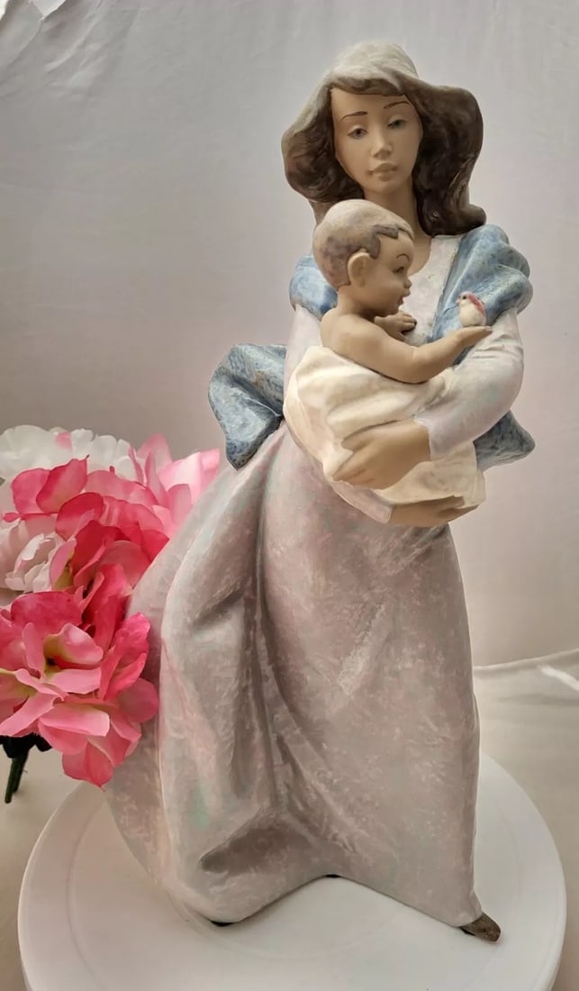 LLADRO #2296 LIFE'S SMALL WONDERS BRAND NIB GRES FINISH MOTHER SON & BIRD (1 of 1)