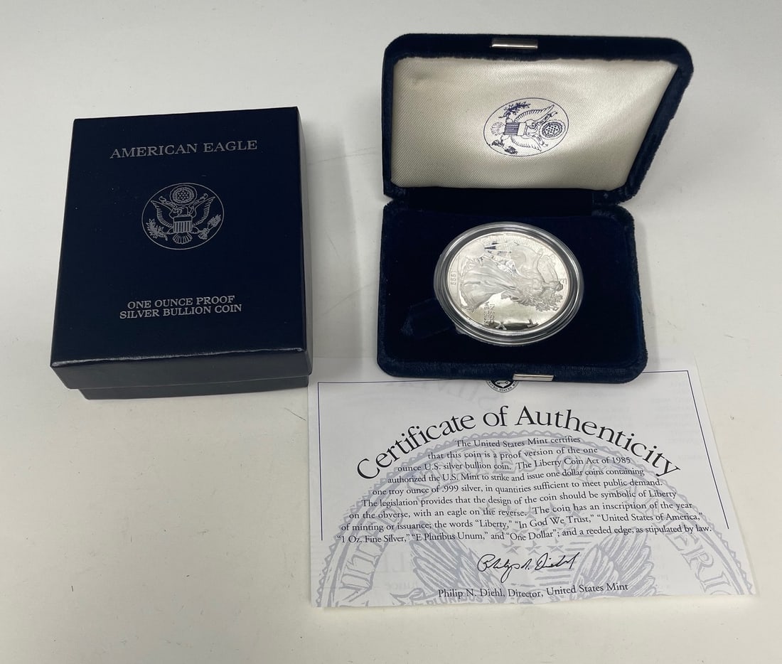United States American Eagle One Ounce Proof Silver Bullion Coin 1999 w/ COA (1 of 4)