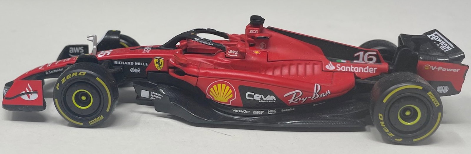 2022 Ferrari SF22 Formula 1, Bburago, Italy, 1/43 Scale, Mint Condition: Description: 2022 Ferrari SF22 Formula 1, Bburago, Italy, 1/43 Scale, Mint Condition