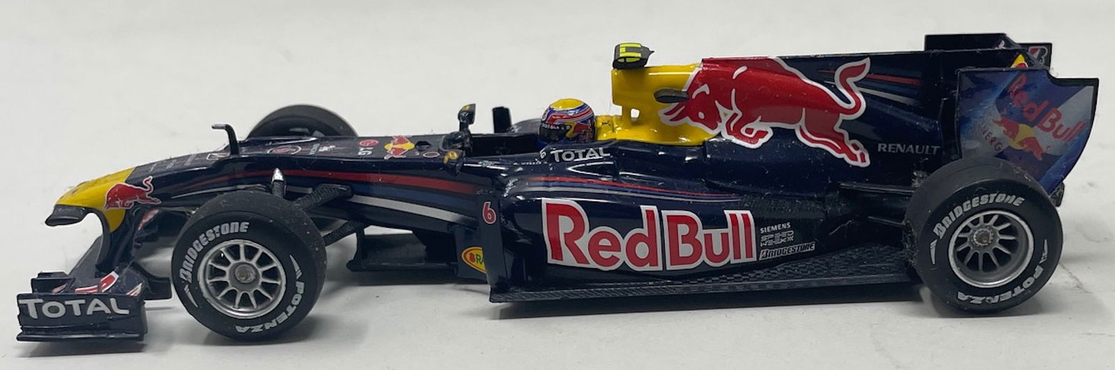 Formula 1 Model Car (1 of 5)