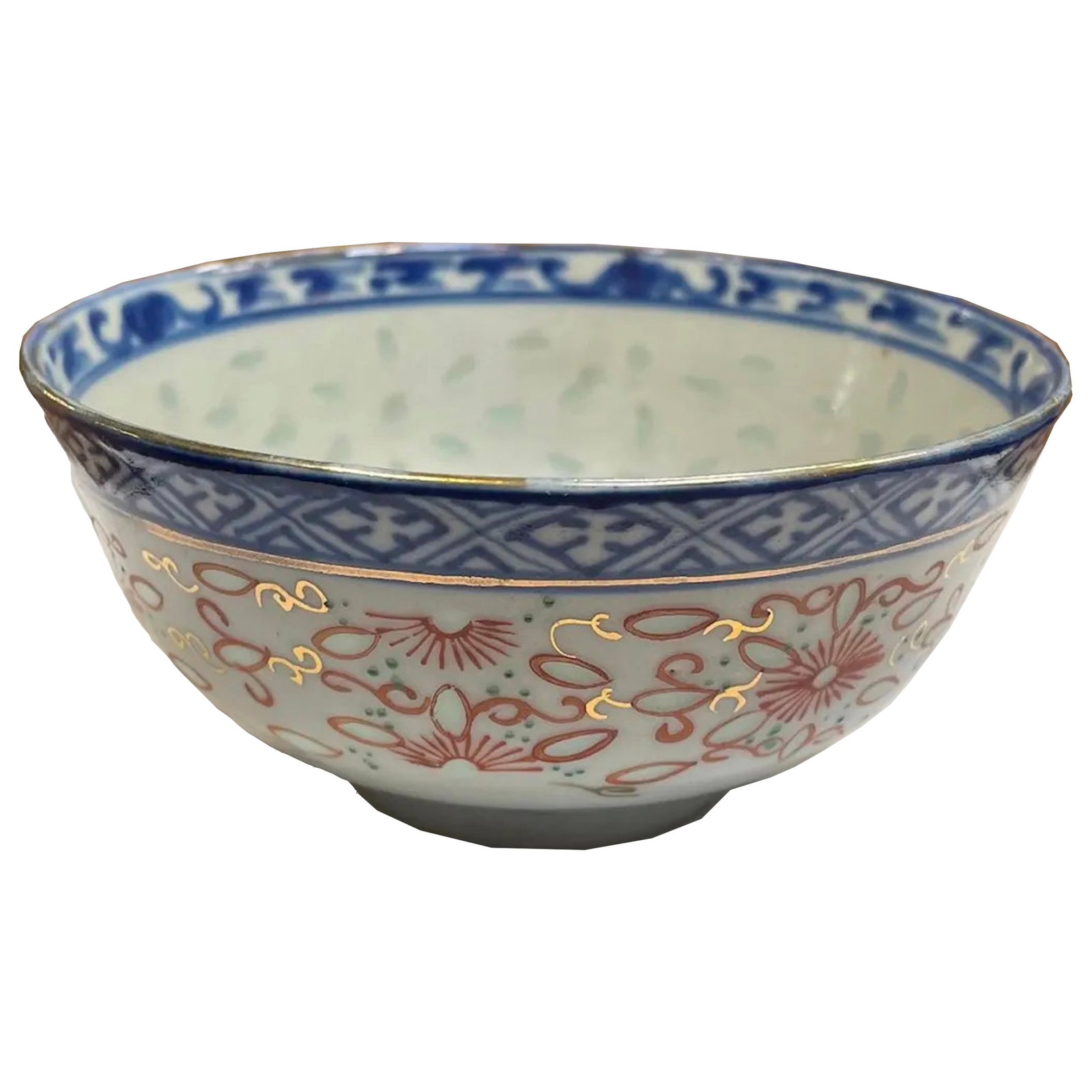 Qing Dynasty Porcelain Dish Bowl: Qing Dynasty Porcelain Dish Bowl . Measurement approximate: 4.5 " Wide.