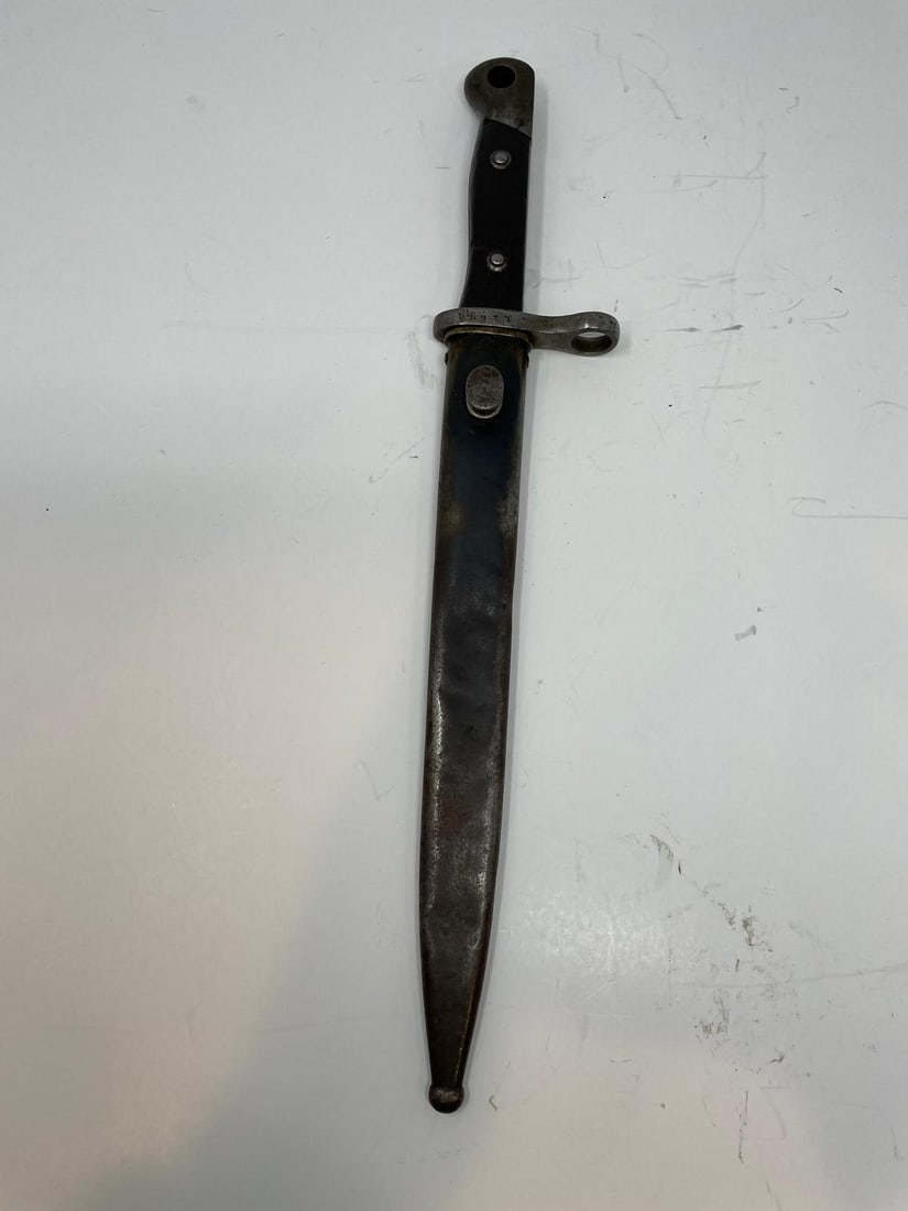 WWI & WWII MAUSER Bayonet with Scabbard: Description: WWI & WWII MAUSER Bayonet with Scabbard; Measurement Approximate: ; Material: Metal